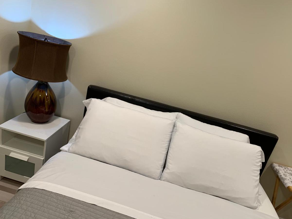 Lovely Room In Private House Near Disneyland Anaheim Exterior photo